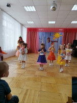 Солнышко весенне, ярче сияй, мамочку любимую с весною поздравляй! Солнышко весенне, ярче сияй, мамочку любимую с весною поздравляй!.