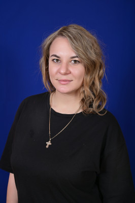 Помощник воспитателя Мусникова Мария Андреевна